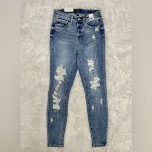 Judy Blue plus bleach splash jeans